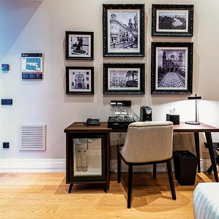 ホテル Boutique Cordial Plaza Mayor De Santa Ana 4*